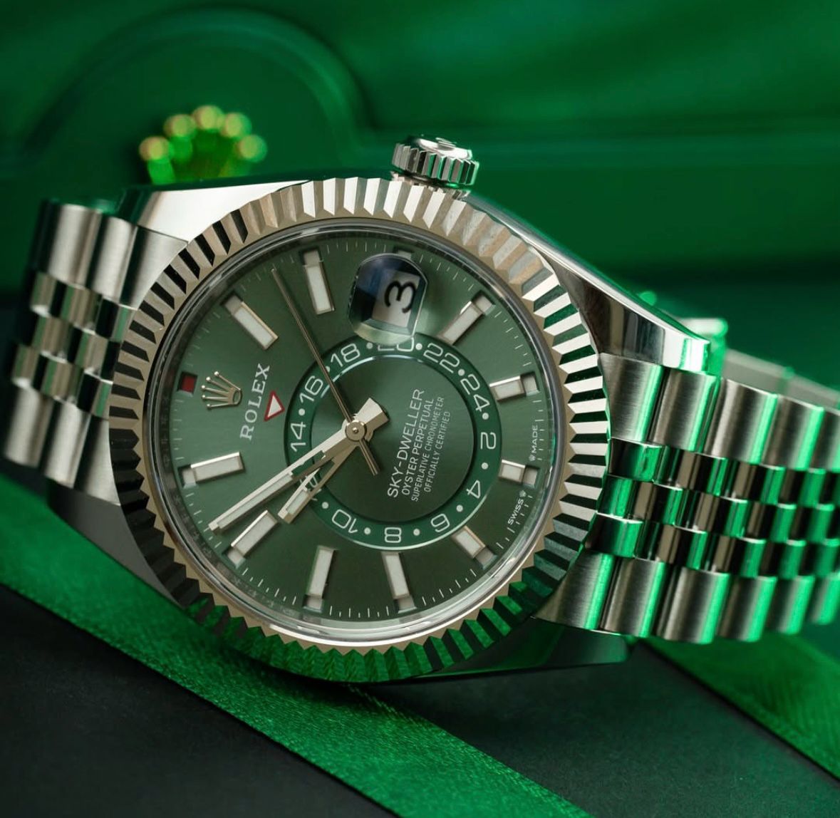 Rolex SKY-DWELLER  For men Green