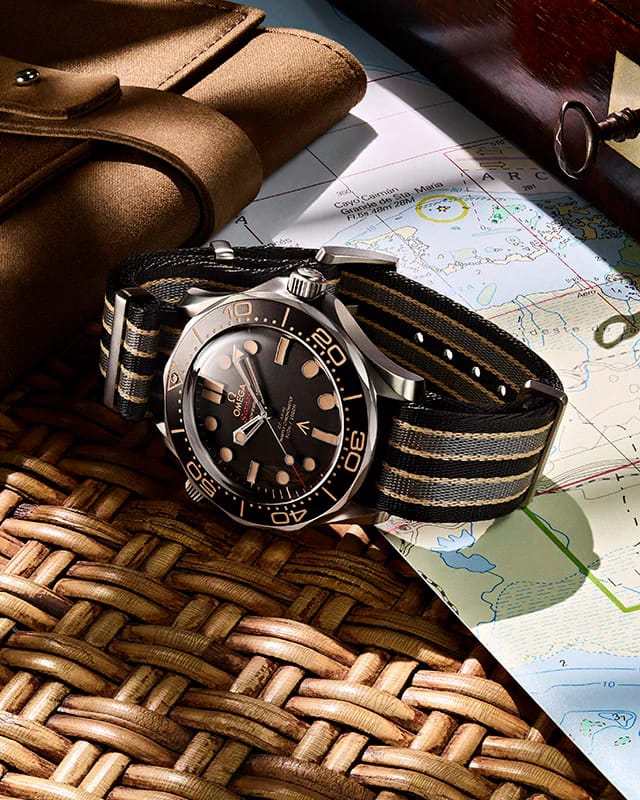 Omega 007 Special Edition With Extra Strap