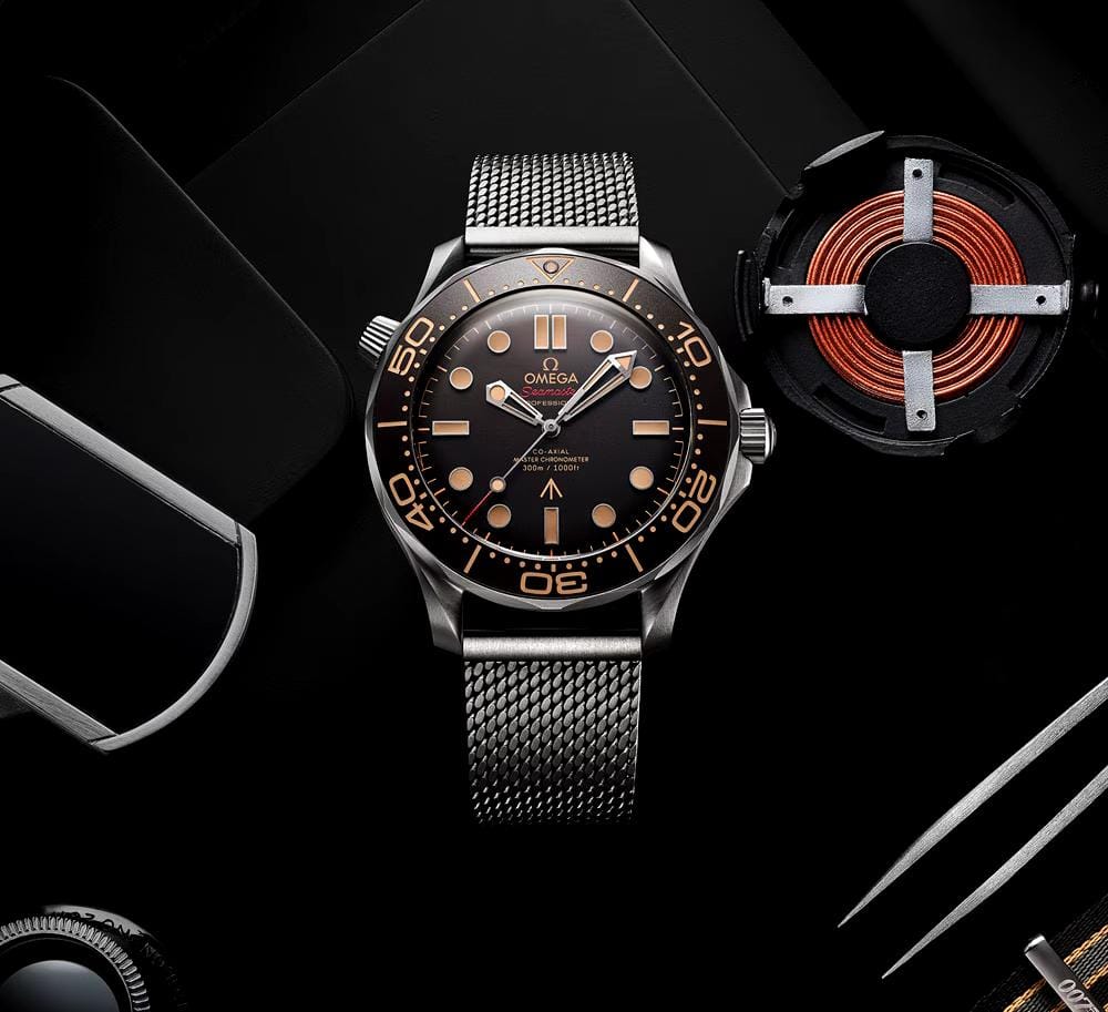 Omega 007 Special Edition With Extra Strap