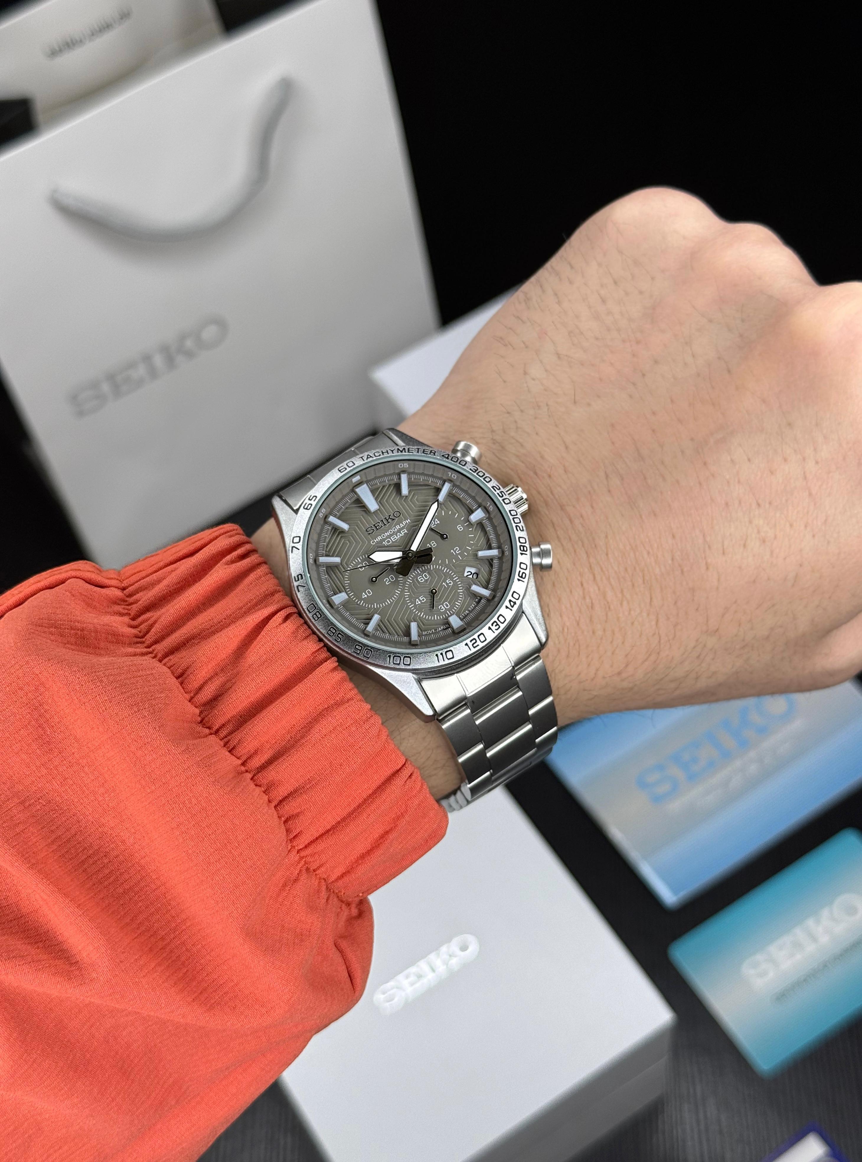 Seiko Grey Dial Men's Hot Selling Watch