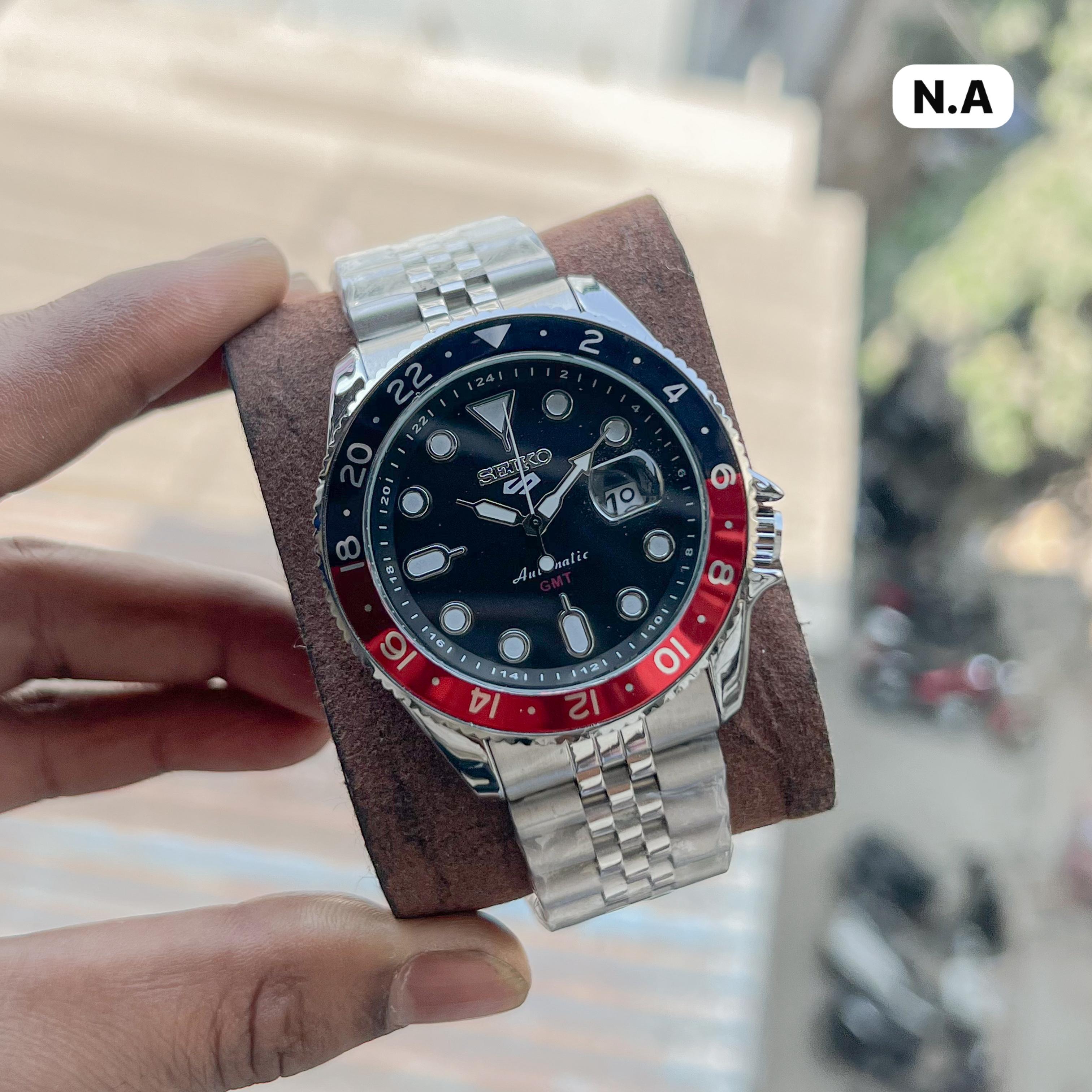 Seiko 5 Sports GMT  Quartz Movement