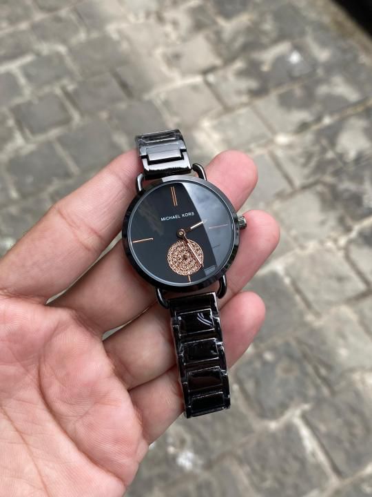 Product Name:- Micheal Kors For Her