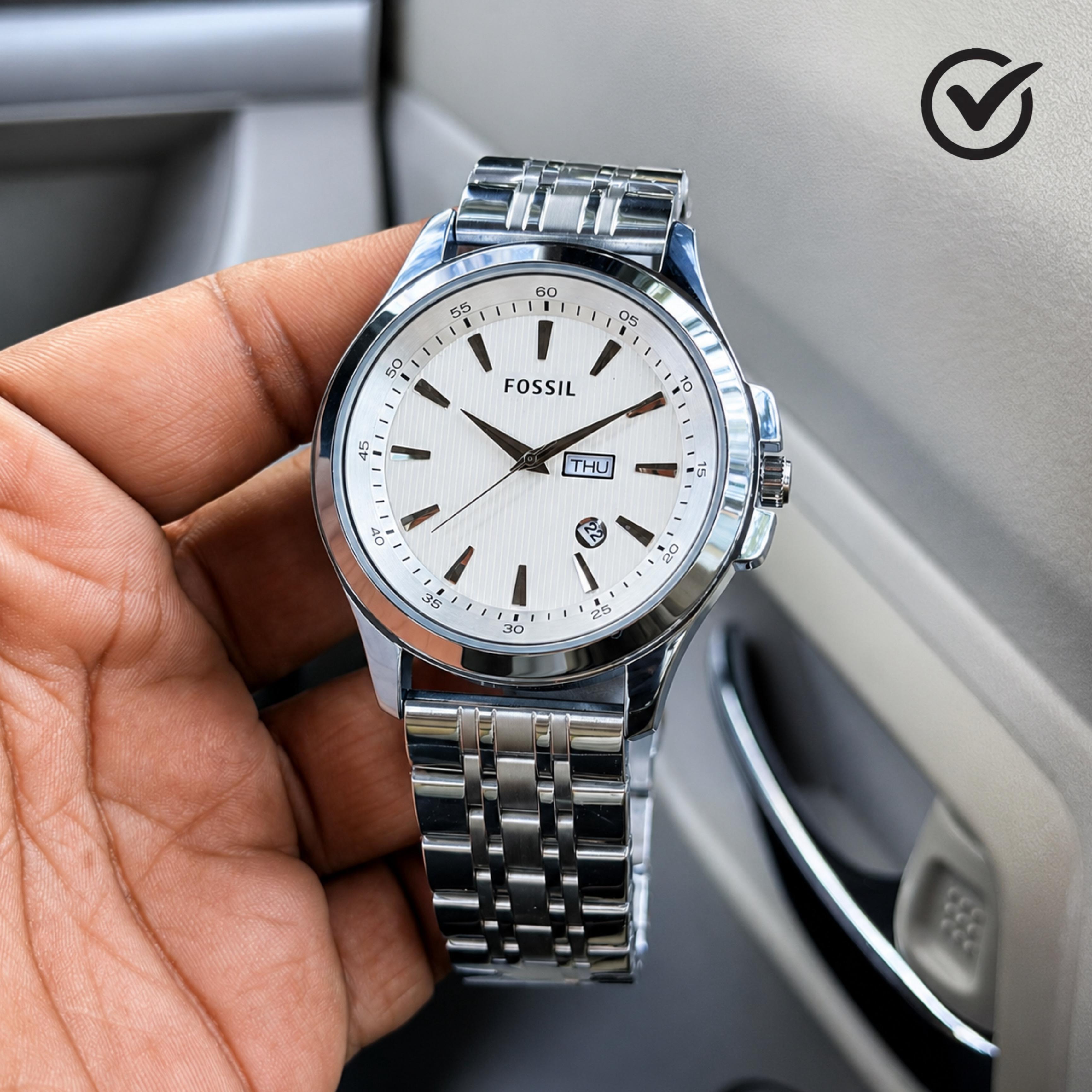 Exclusive fossil timepiece For Men